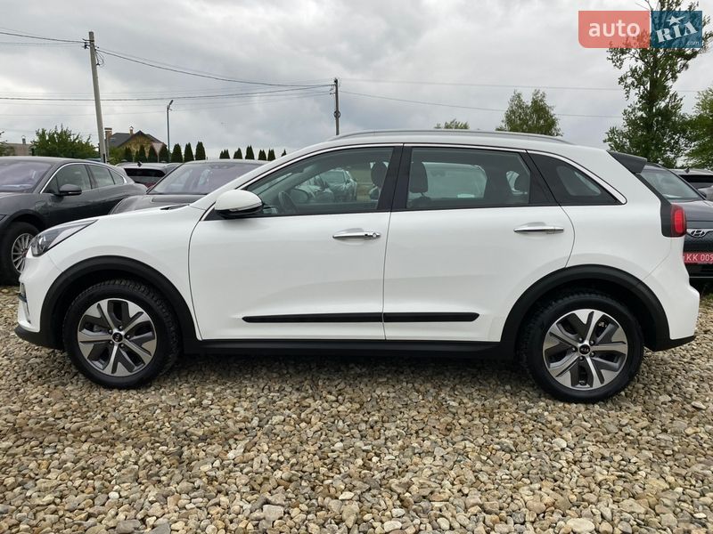 Внедорожник / Кроссовер Kia Niro 2020 в Львове