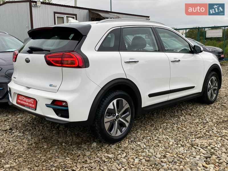 Внедорожник / Кроссовер Kia Niro 2020 в Львове