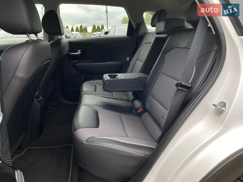 Внедорожник / Кроссовер Kia Niro 2020 в Львове