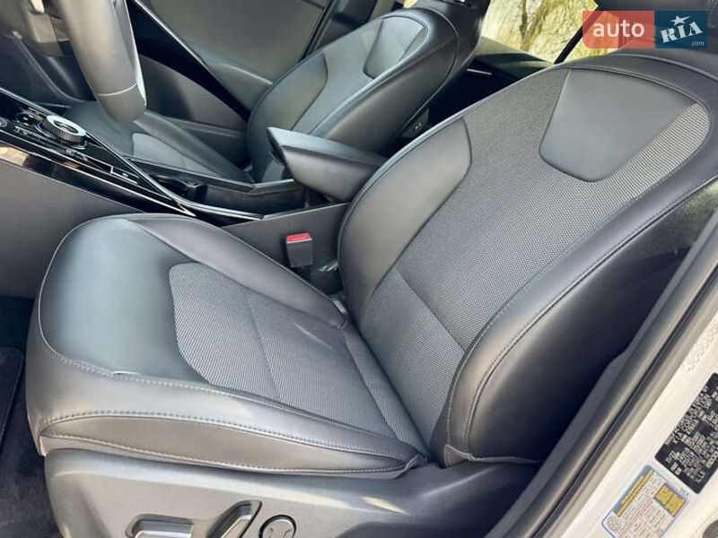 Внедорожник / Кроссовер Kia Niro 2022 в Львове