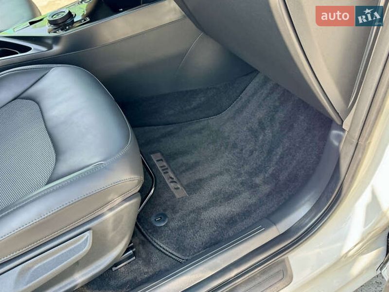 Внедорожник / Кроссовер Kia Niro 2022 в Львове