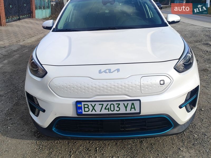 Внедорожник / Кроссовер Kia Niro 2022 в Каменец-Подольском