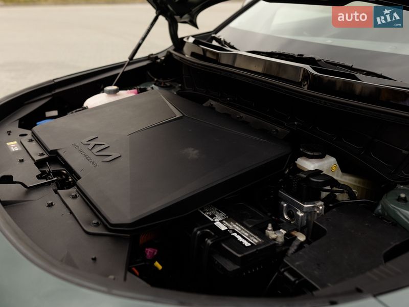 Внедорожник / Кроссовер Kia Niro 2023 в Ивано-Франковске