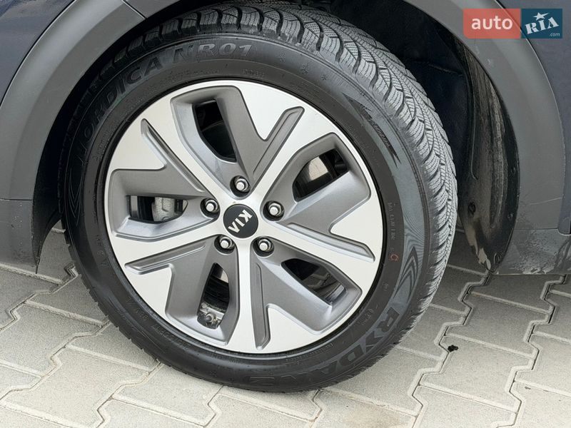 Внедорожник / Кроссовер Kia Niro 2020 в Тернополе