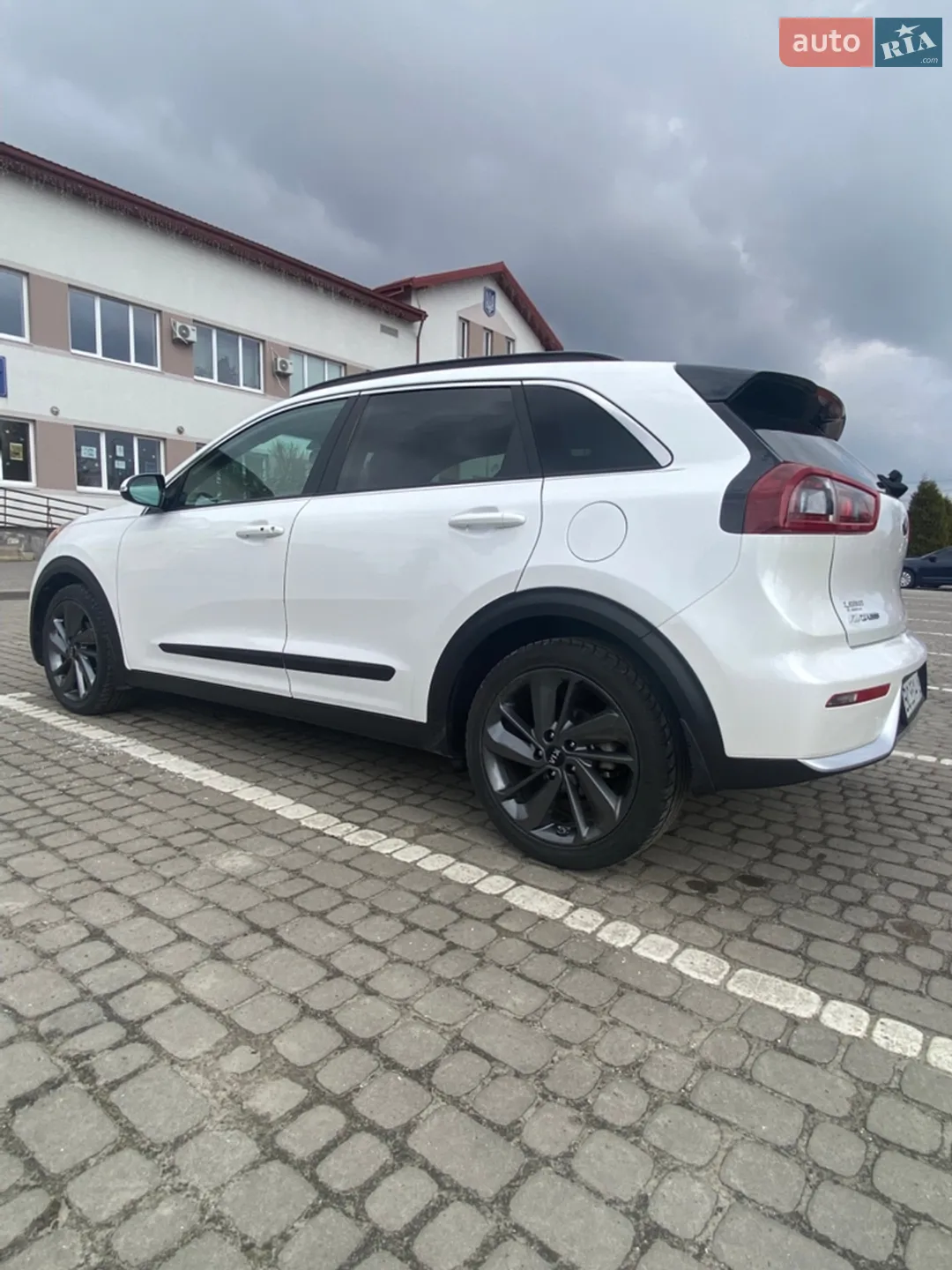 2017 Kia Niro - мініатюра 8