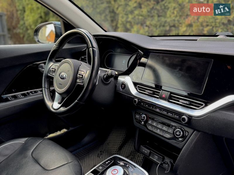 Внедорожник / Кроссовер Kia Niro 2020 в Тернополе