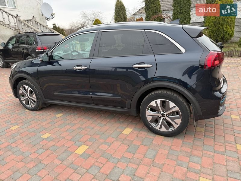 Внедорожник / Кроссовер Kia Niro 2020 в Звенигородке фото 15 Внедорожник / Кроссовер Kia Niro 2020 в Звенигородке