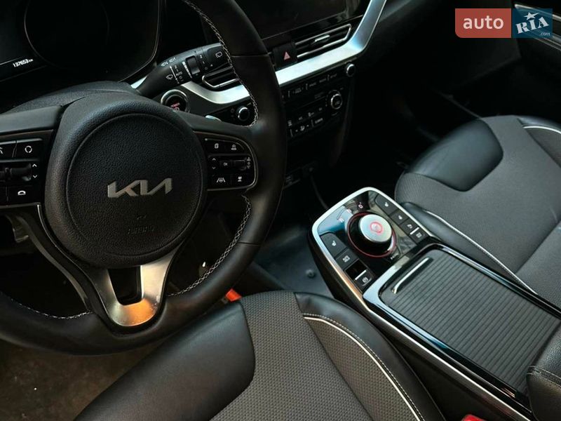 Позашляховик / Кросовер Kia Niro 2021 в Івано-Франківську