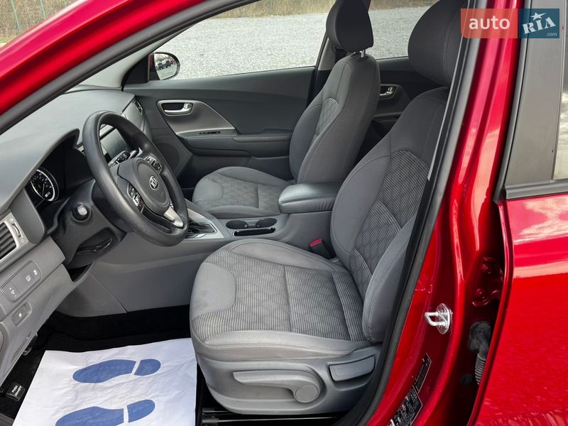 Внедорожник / Кроссовер Kia Niro 2019 в Львове фото 9 Внедорожник / Кроссовер Kia Niro 2019 в Львове