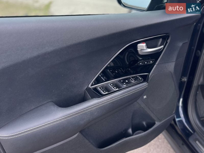 Внедорожник / Кроссовер Kia Niro 2020 в Стрые