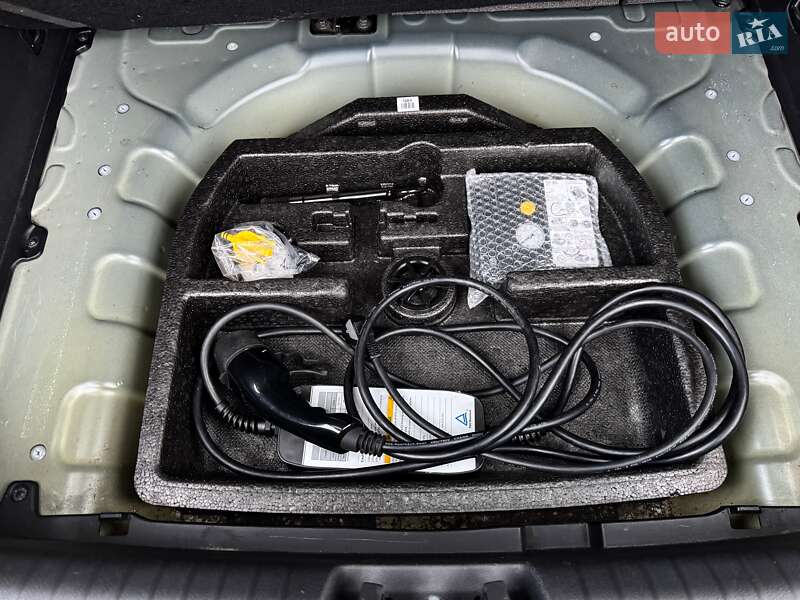 Внедорожник / Кроссовер Kia Niro 2019 в Ровно