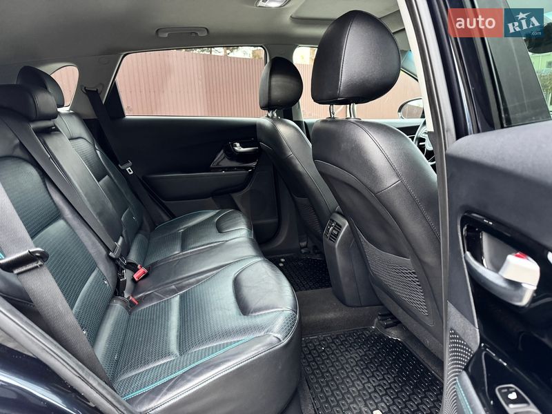 Внедорожник / Кроссовер Kia Niro 2019 в Ровно