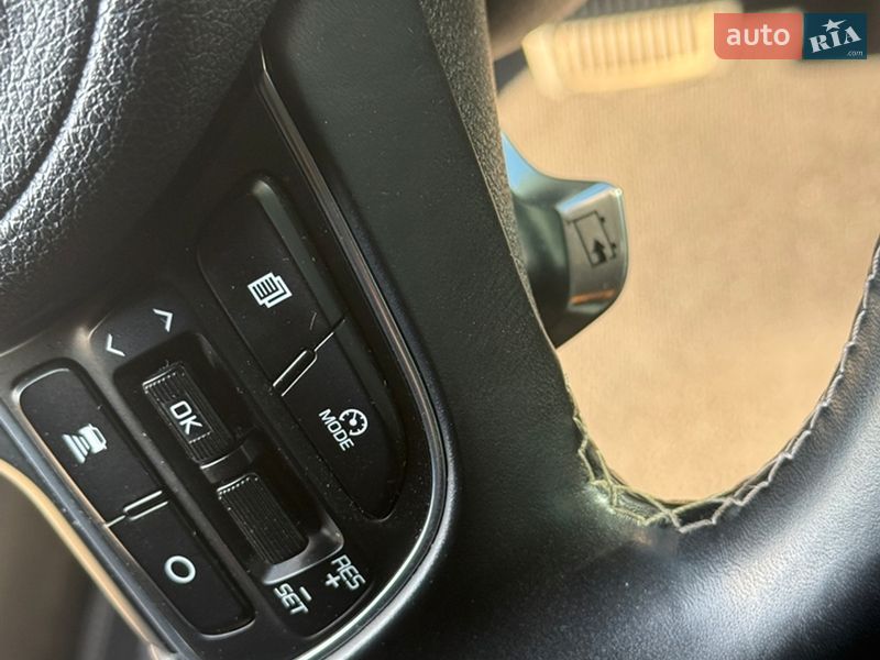 Внедорожник / Кроссовер Kia Niro 2018 в Днепре фото 6 Внедорожник / Кроссовер Kia Niro 2018 в Днепре