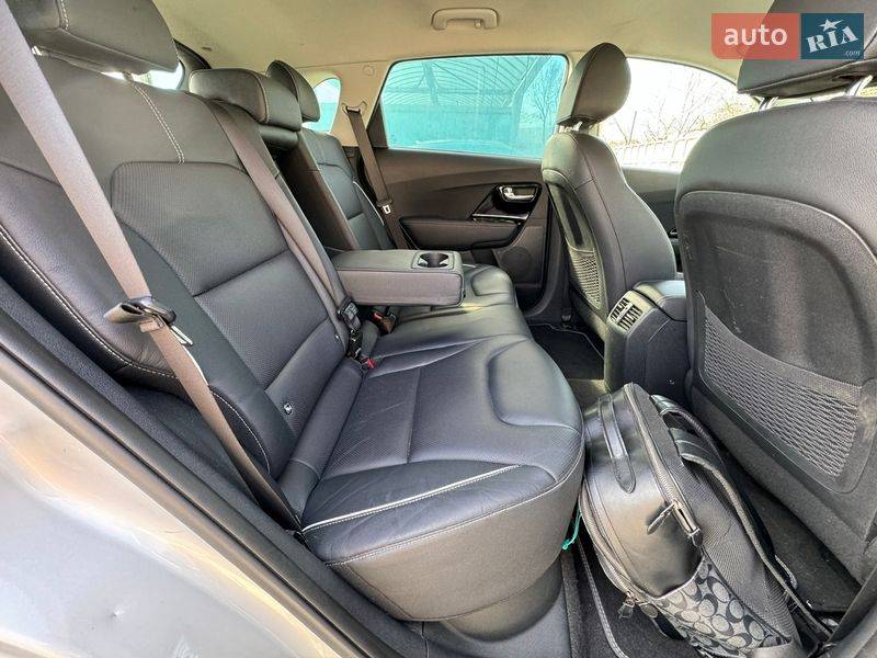 Внедорожник / Кроссовер Kia Niro 2018 в Днепре фото 9 Внедорожник / Кроссовер Kia Niro 2018 в Днепре