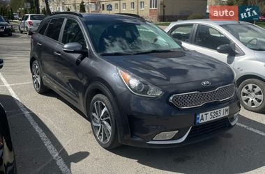 Внедорожник / Кроссовер Kia Niro 2017 в Ивано-Франковске