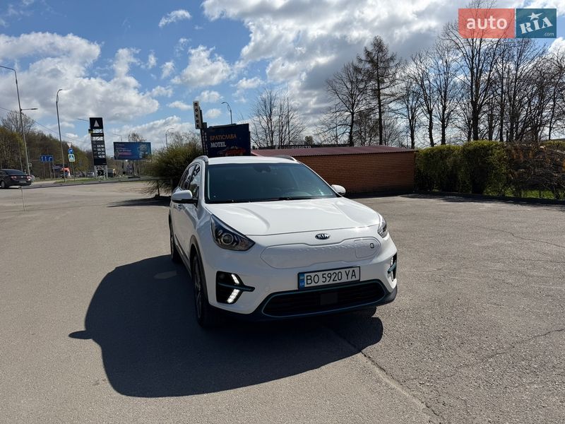 Внедорожник / Кроссовер Kia Niro 2021 в Тернополе фото 15 Внедорожник / Кроссовер Kia Niro 2021 в Тернополе