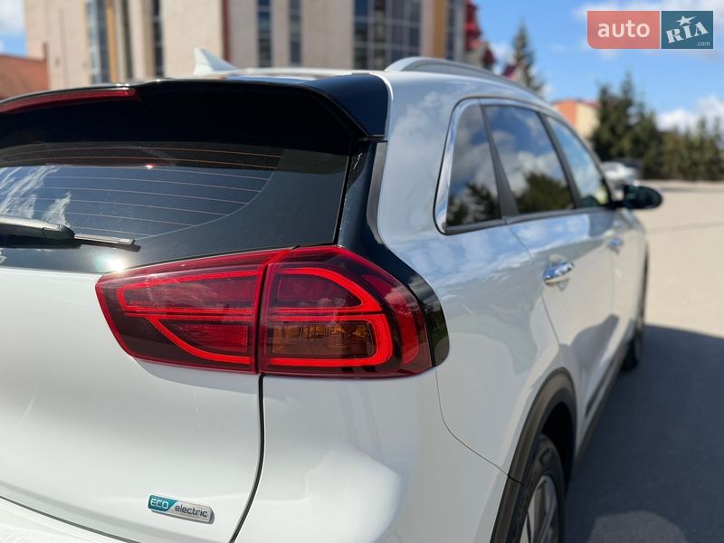 Внедорожник / Кроссовер Kia Niro 2021 в Тернополе фото 32 Внедорожник / Кроссовер Kia Niro 2021 в Тернополе