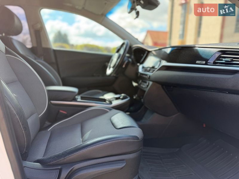 Внедорожник / Кроссовер Kia Niro 2021 в Тернополе фото 43 Внедорожник / Кроссовер Kia Niro 2021 в Тернополе