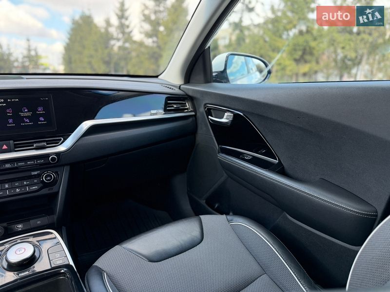 Внедорожник / Кроссовер Kia Niro 2021 в Тернополе фото 68 Внедорожник / Кроссовер Kia Niro 2021 в Тернополе