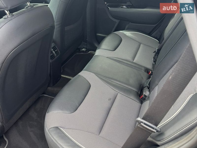 Позашляховик / Кросовер Kia Niro 2021 в Чернівцях