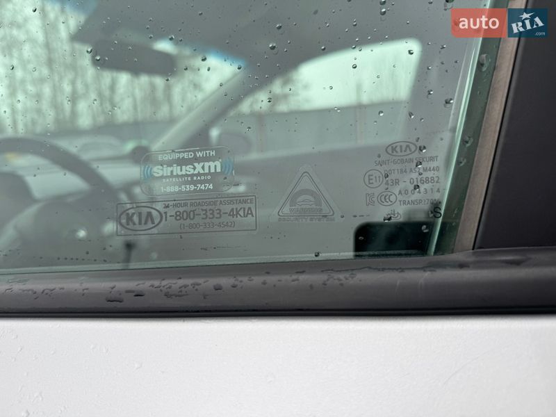 Позашляховик / Кросовер Kia Niro 2017 в Одесі