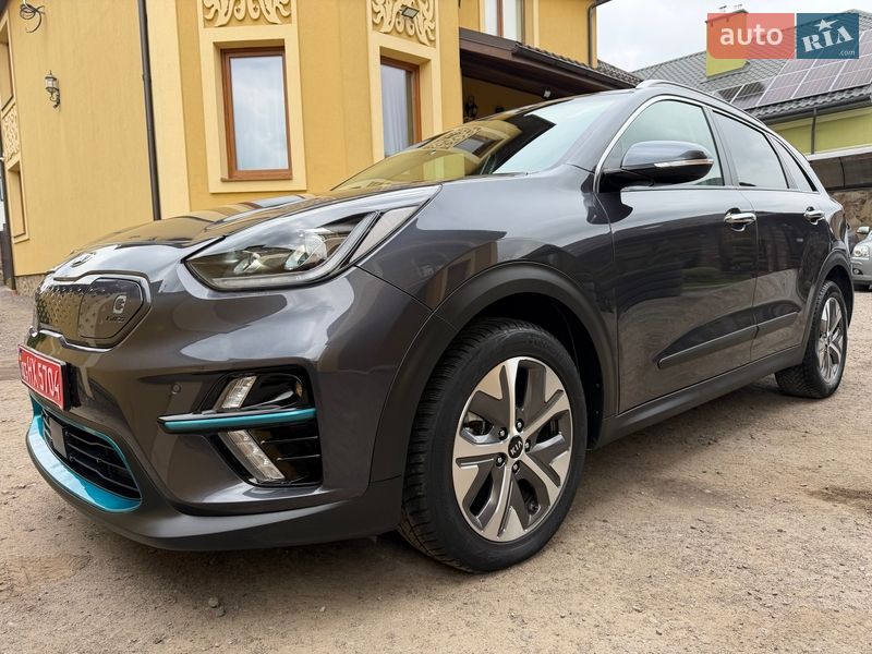Позашляховик / Кросовер Kia Niro 2021 в Львові фото Позашляховик / Кросовер Kia Niro 2021 в Львові