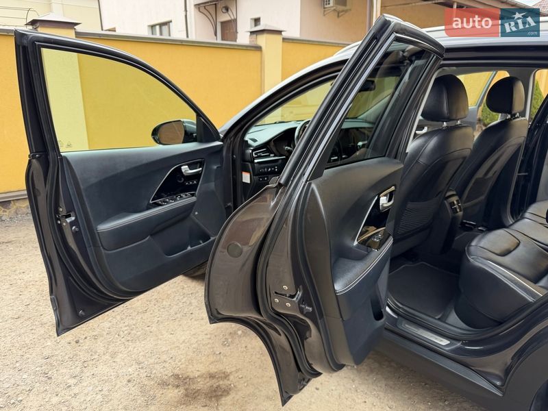 Позашляховик / Кросовер Kia Niro 2021 в Львові фото 48 Позашляховик / Кросовер Kia Niro 2021 в Львові