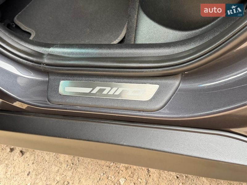 Позашляховик / Кросовер Kia Niro 2021 в Львові фото 105 Позашляховик / Кросовер Kia Niro 2021 в Львові