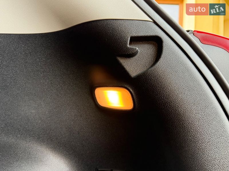 Позашляховик / Кросовер Kia Niro 2021 в Львові фото 116 Позашляховик / Кросовер Kia Niro 2021 в Львові