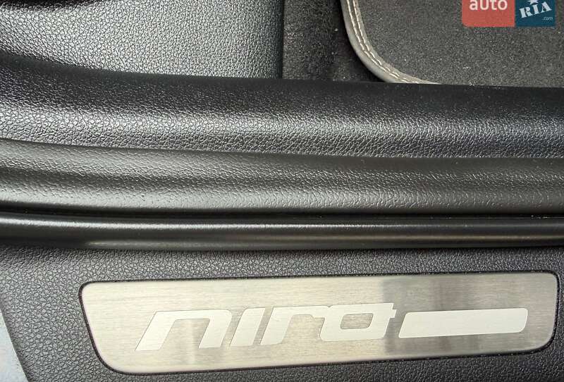Позашляховик / Кросовер Kia Niro 2021 в Львові фото 127 Позашляховик / Кросовер Kia Niro 2021 в Львові