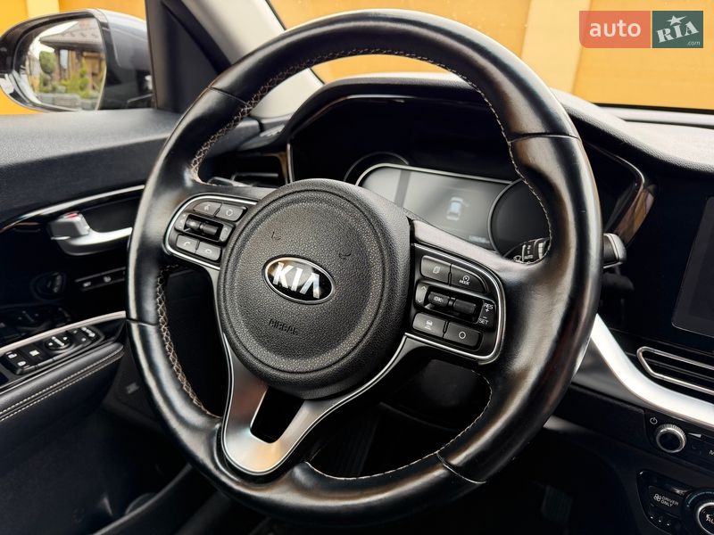 Позашляховик / Кросовер Kia Niro 2021 в Львові фото 134 Позашляховик / Кросовер Kia Niro 2021 в Львові