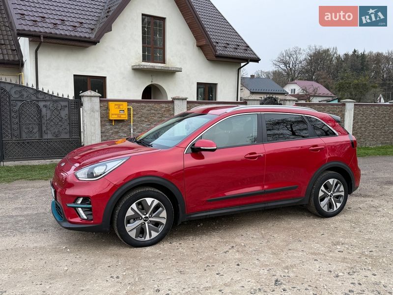 Внедорожник / Кроссовер Kia Niro 2020 в Львове фото 7 Внедорожник / Кроссовер Kia Niro 2020 в Львове