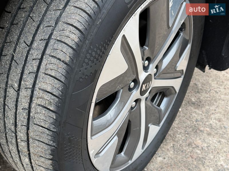 Внедорожник / Кроссовер Kia Niro 2020 в Львове фото 52 Внедорожник / Кроссовер Kia Niro 2020 в Львове