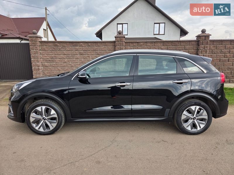 Позашляховик / Кросовер Kia Niro 2020 в Дубні