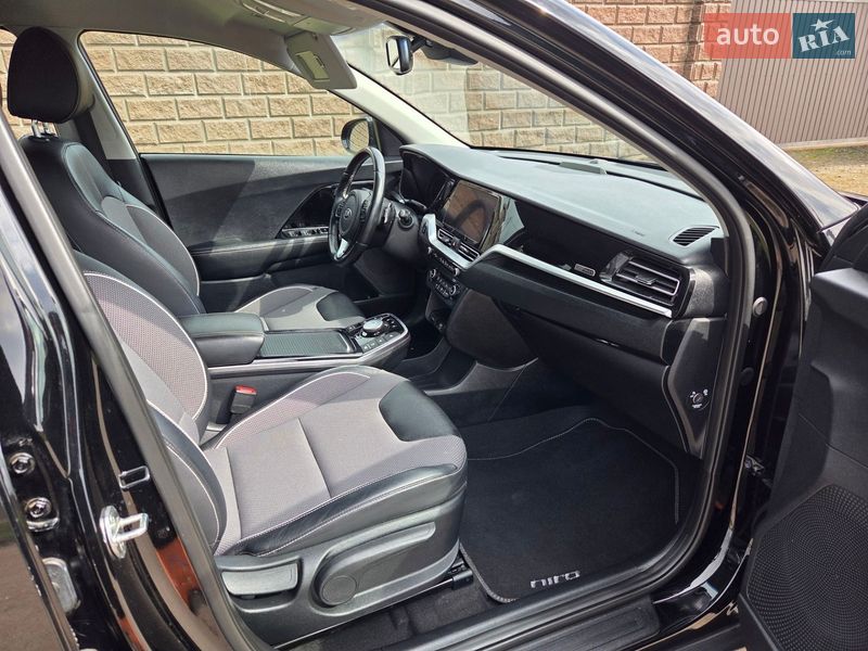 Позашляховик / Кросовер Kia Niro 2020 в Дубні