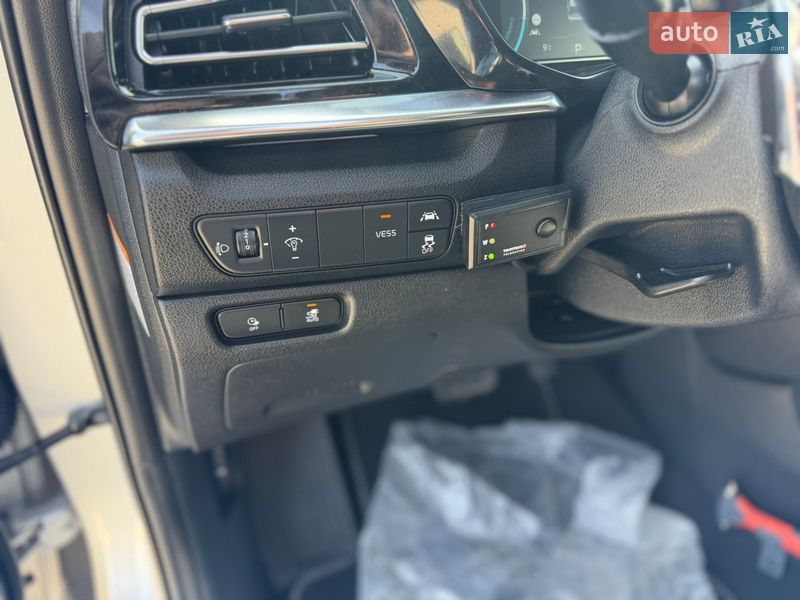 Внедорожник / Кроссовер Kia Niro 2020 в Ивано-Франковске