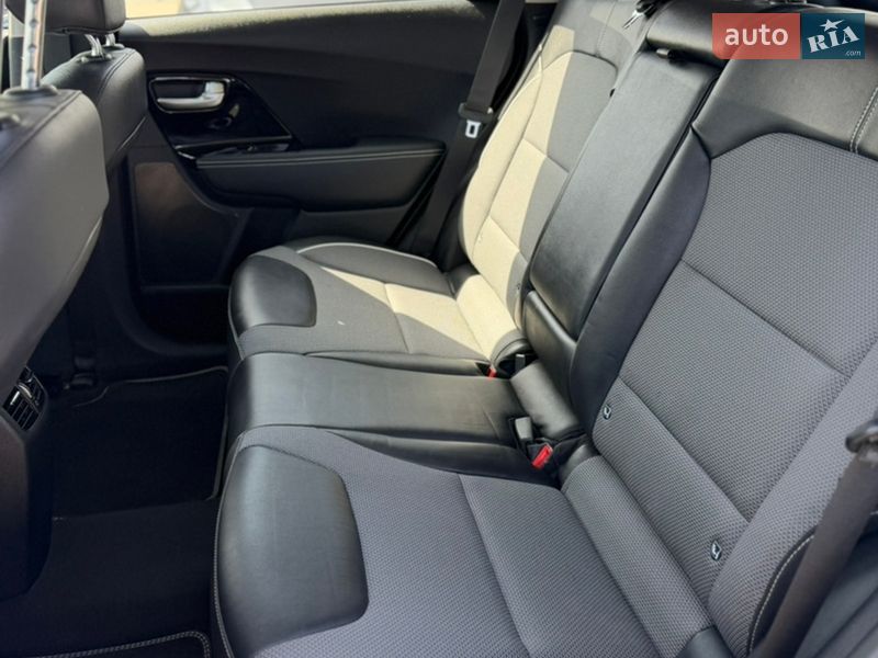 Внедорожник / Кроссовер Kia Niro 2020 в Ивано-Франковске