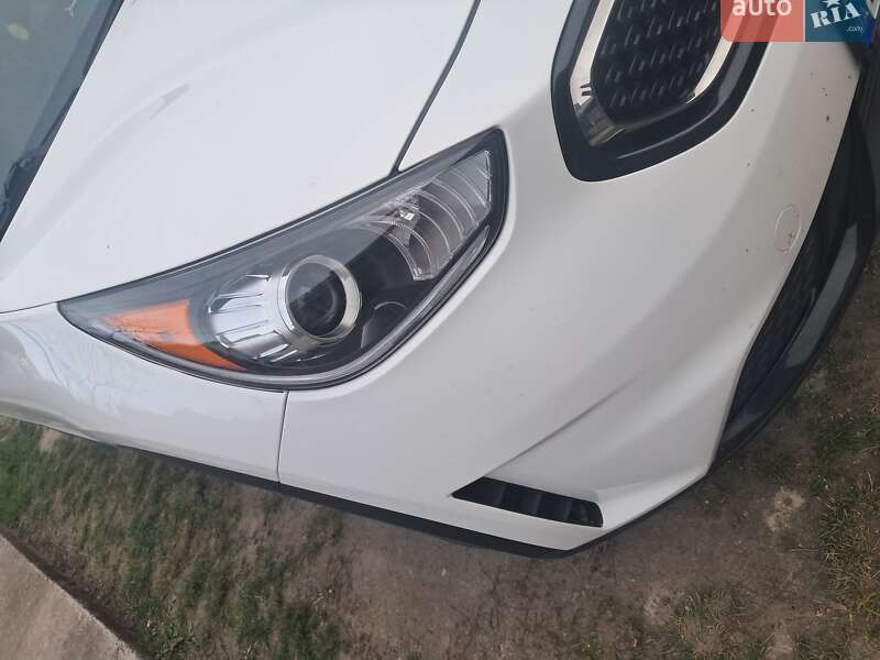 Позашляховик / Кросовер Kia Niro 2017 в Золочеві фото 3 Позашляховик / Кросовер Kia Niro 2017 в Золочеві