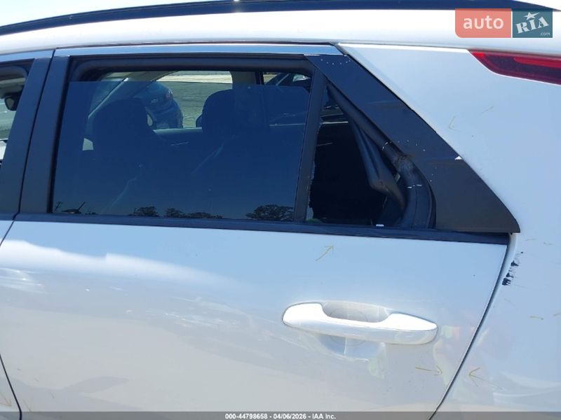 Внедорожник / Кроссовер Kia Niro 2025 в Киеве