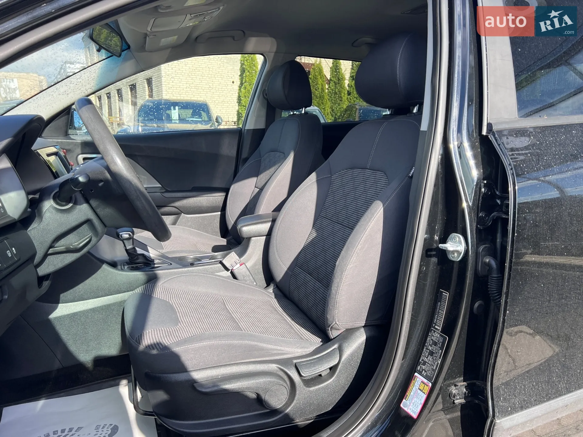 2018 Kia Niro - мініатюра 19