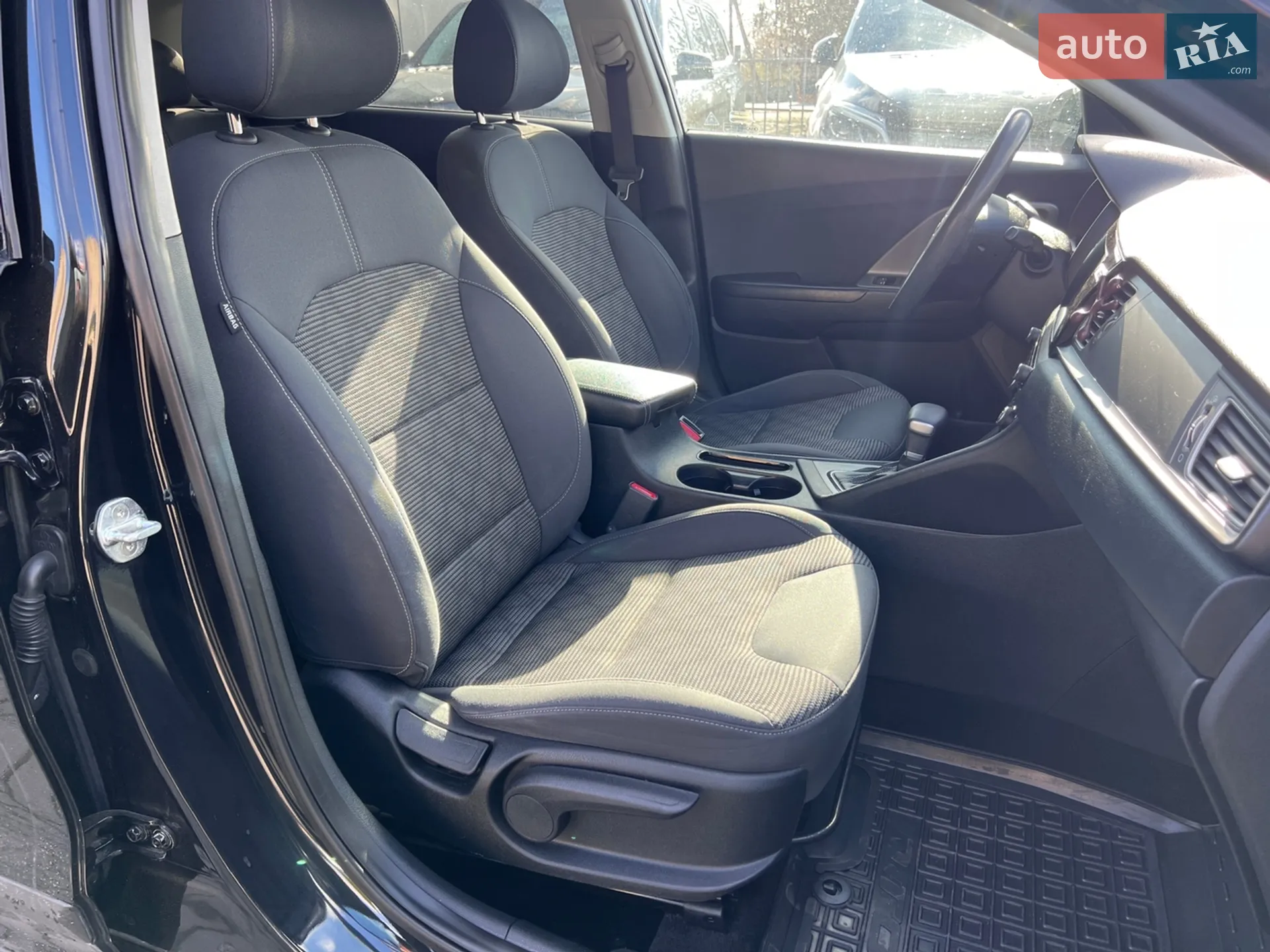 2018 Kia Niro - мініатюра 33