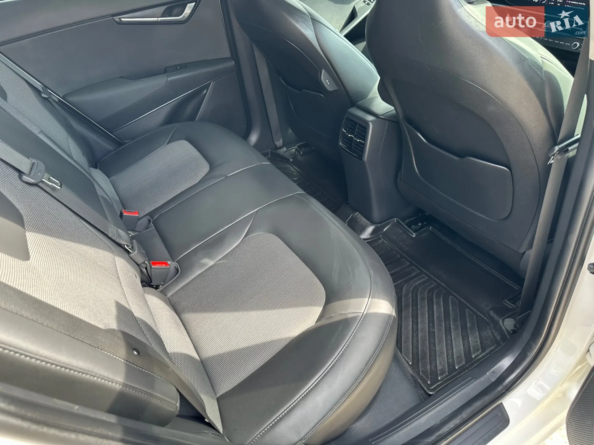 2023 Kia Niro - мініатюра 26