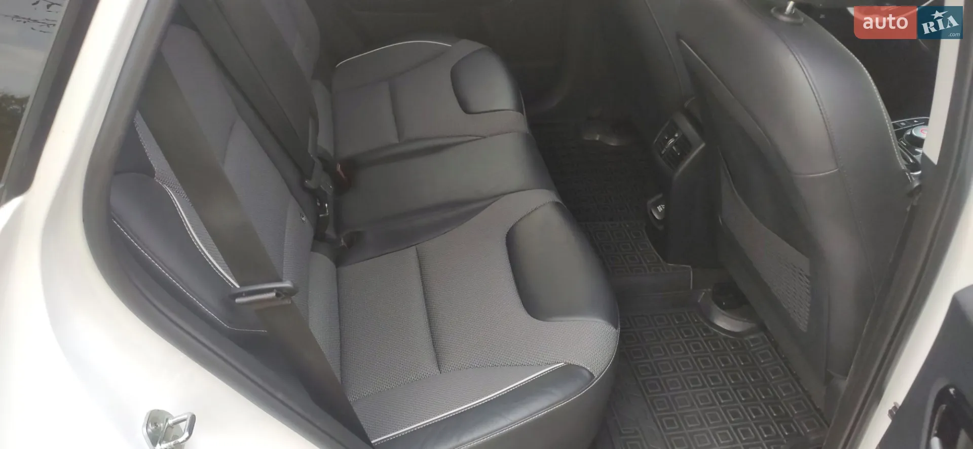 2020 Kia Niro - мініатюра 23
