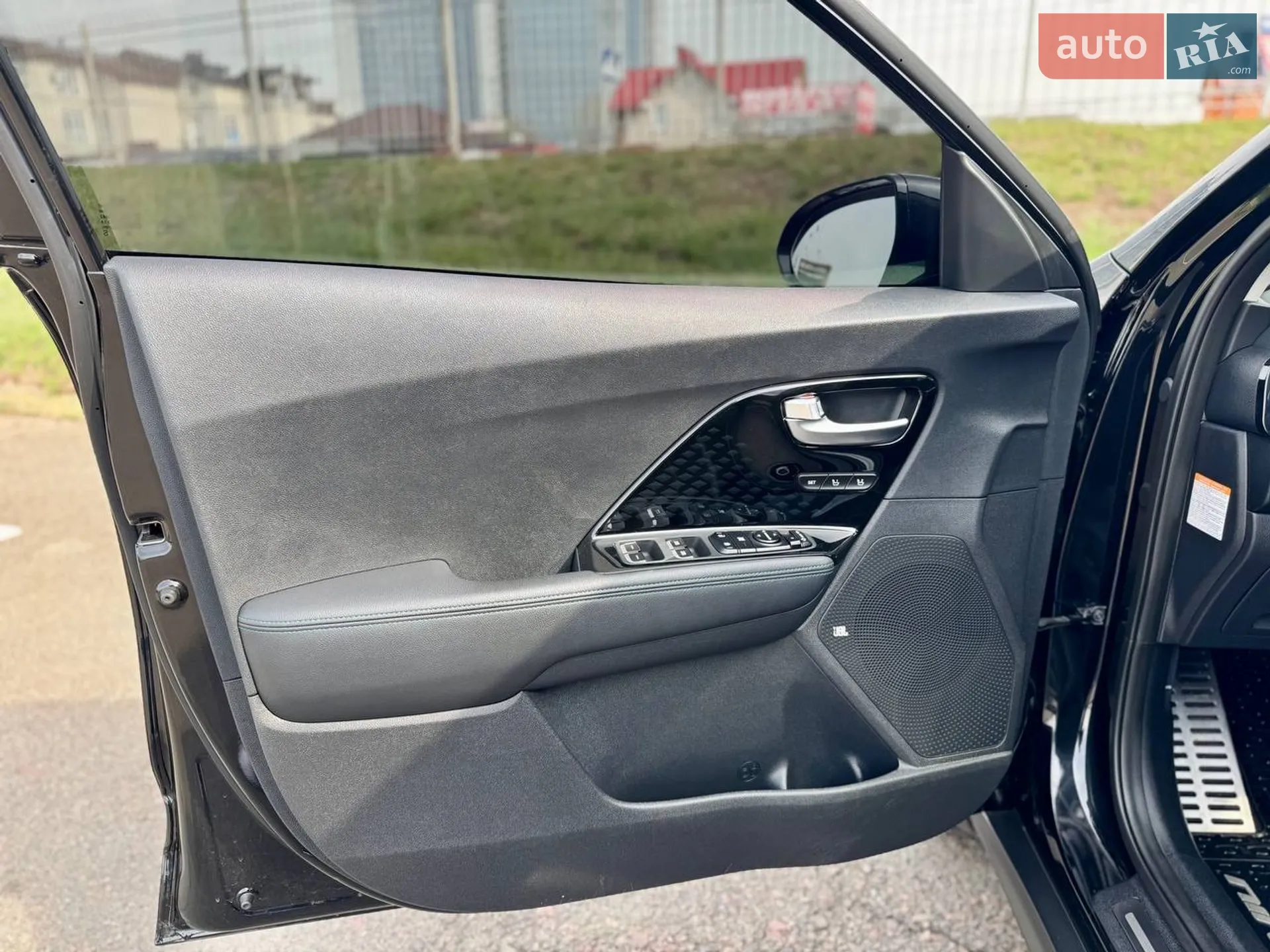2020 Kia Niro - мініатюра 23
