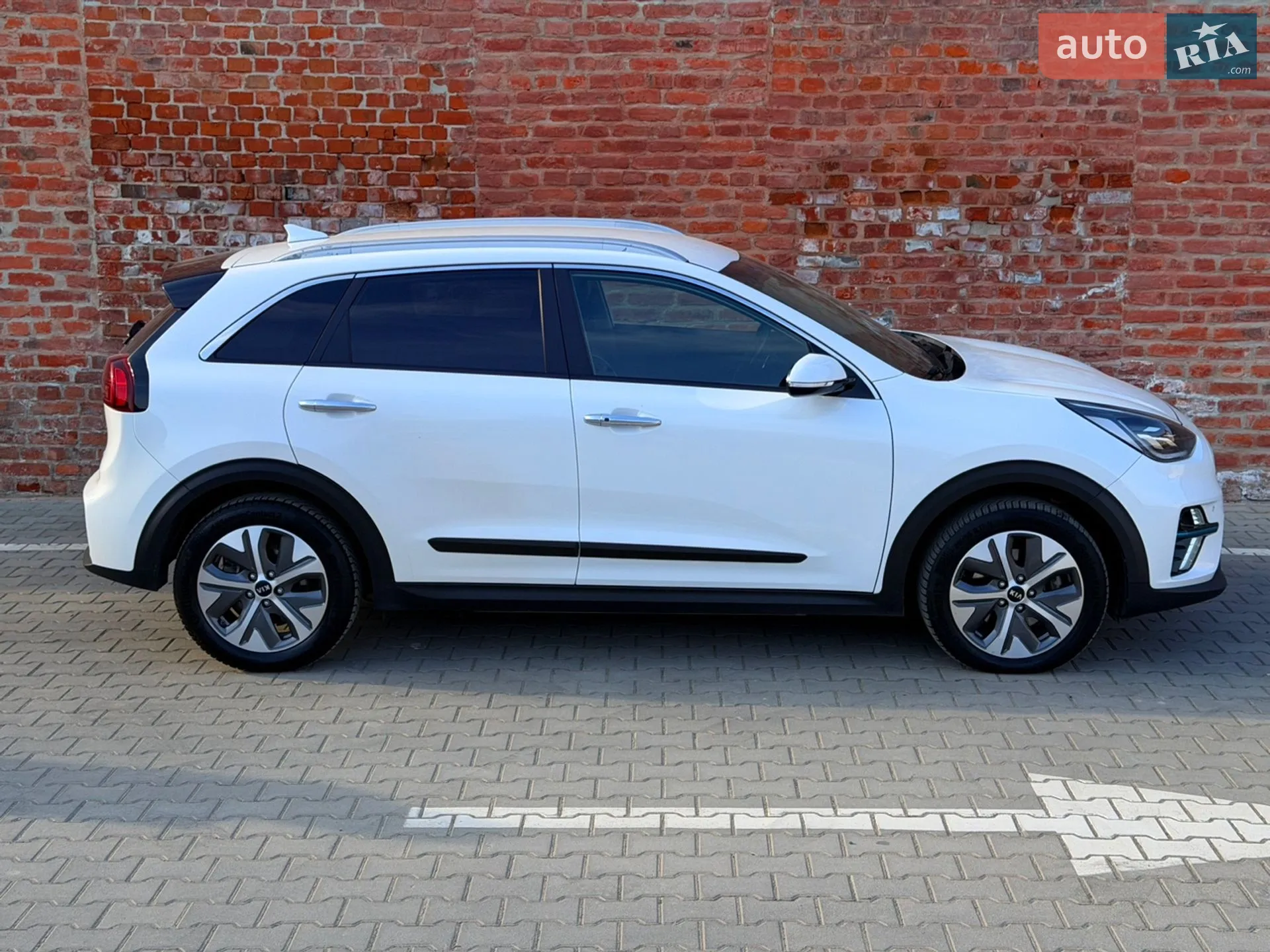2020 Kia Niro - мініатюра 16