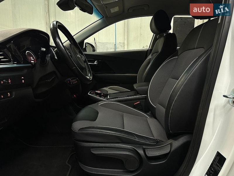 Внедорожник / Кроссовер Kia Niro 2021 в Львове