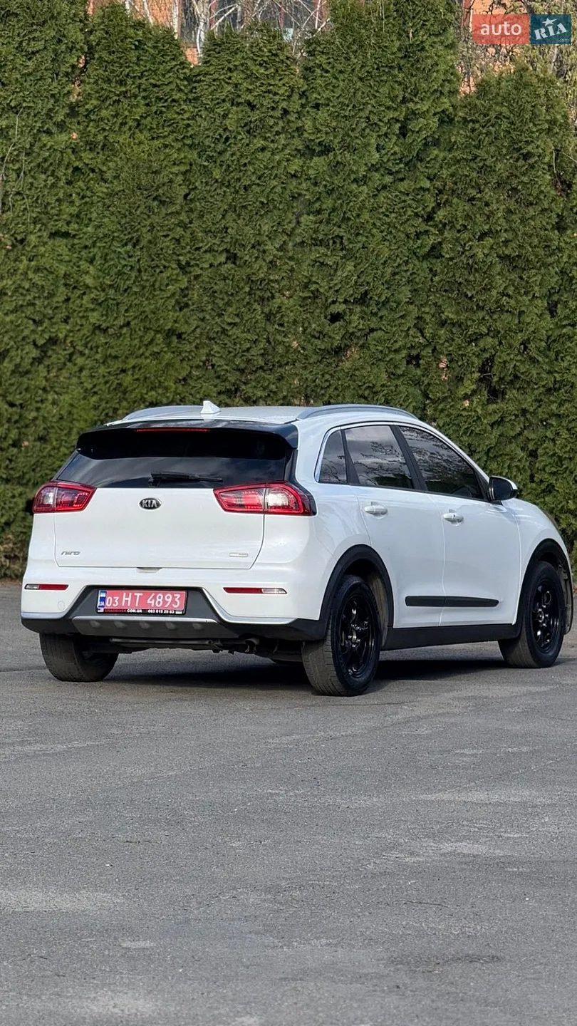 2017 Kia Niro - мініатюра 14
