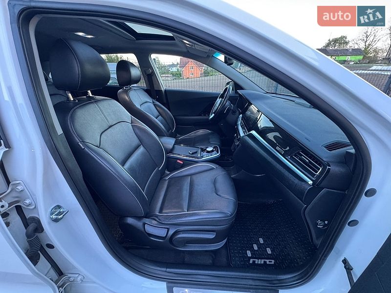 Позашляховик / Кросовер Kia Niro 2021 в Рівному