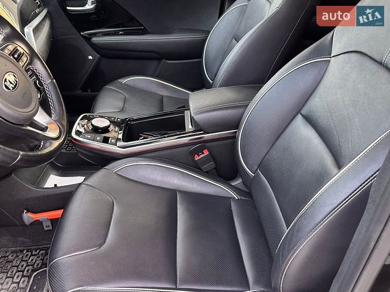 Внедорожник / Кроссовер Kia Niro 2020 в Львове