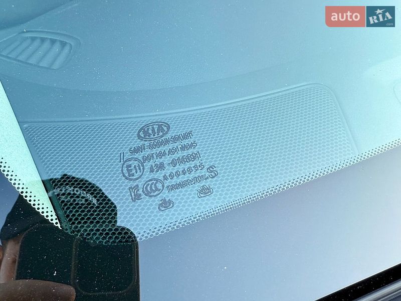 Внедорожник / Кроссовер Kia Niro 2020 в Киеве